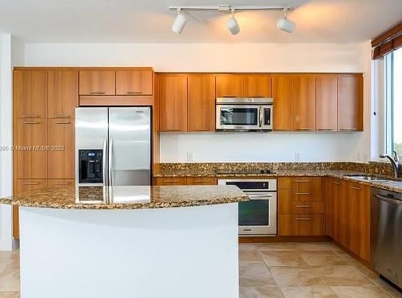 5th image of 510 NW 84th Ave APT 409