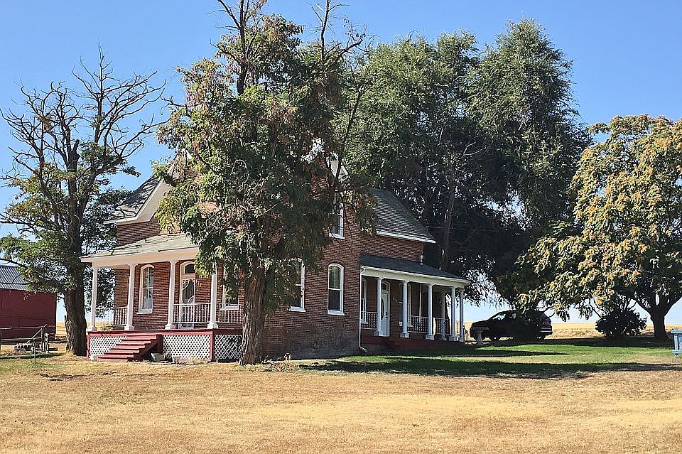Corner View Both Porches