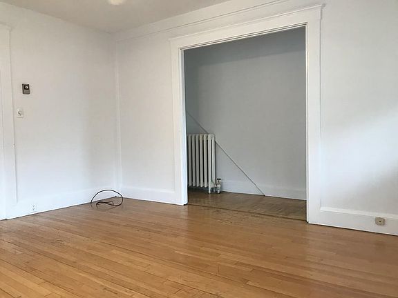 4th image of 50 Coral Ave #1