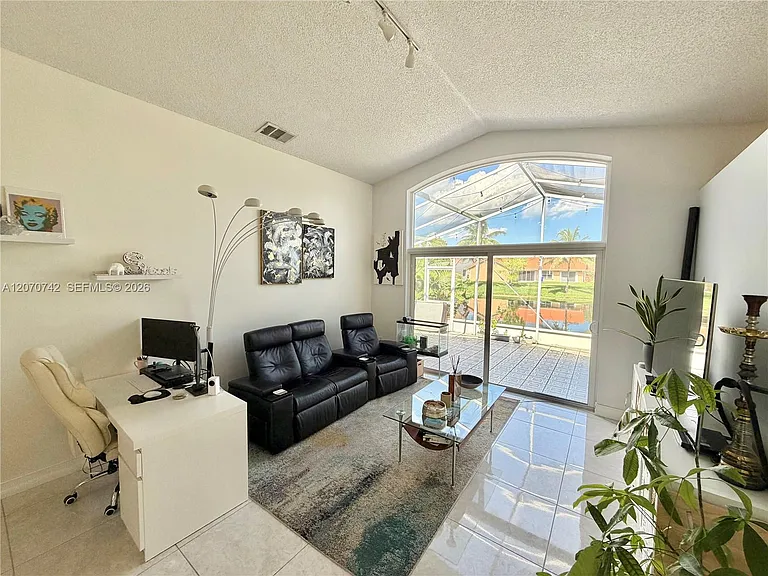 415 NW 165th Ave — Photo 5