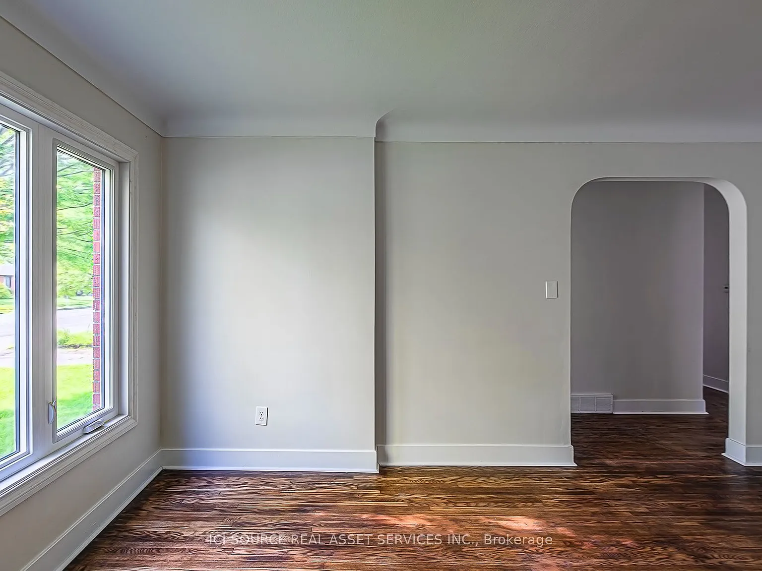3 bed, $2,395 — Photo 3