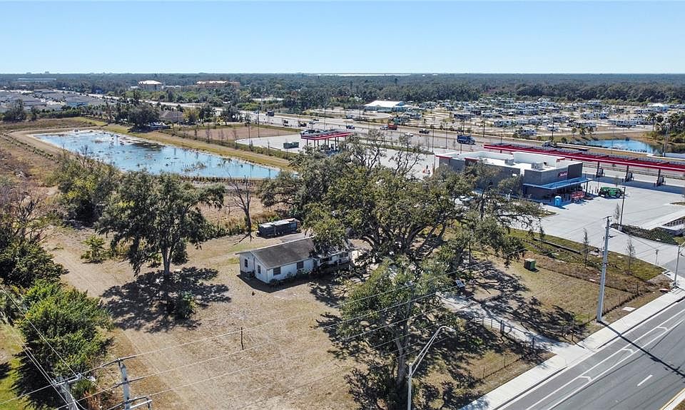 1st image of 2519 Moccasin Wallow Rd