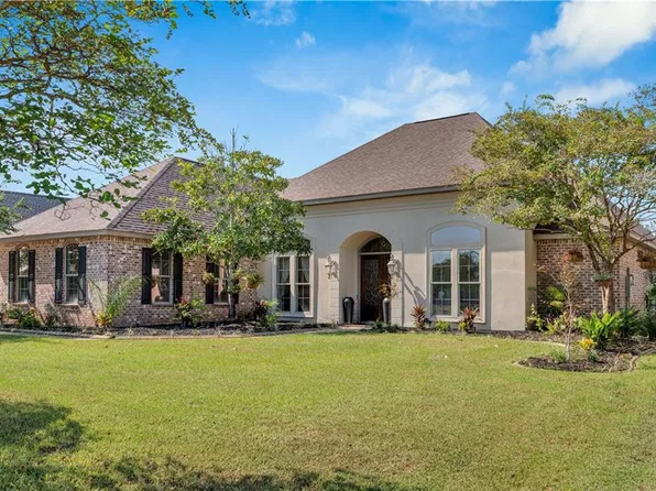 225 E Augusta Ln, Slidell, LA 70458
