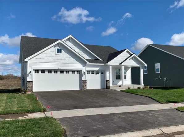 2131 Norway Ln, Lino Lakes, MN 55038
