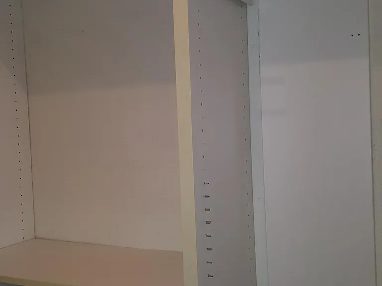 Closet ... partly shown