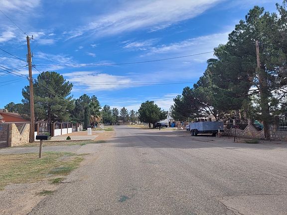 4th image of 10951 Staci Ln