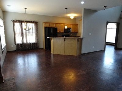 5th image of 1873 Shady Wind Dr