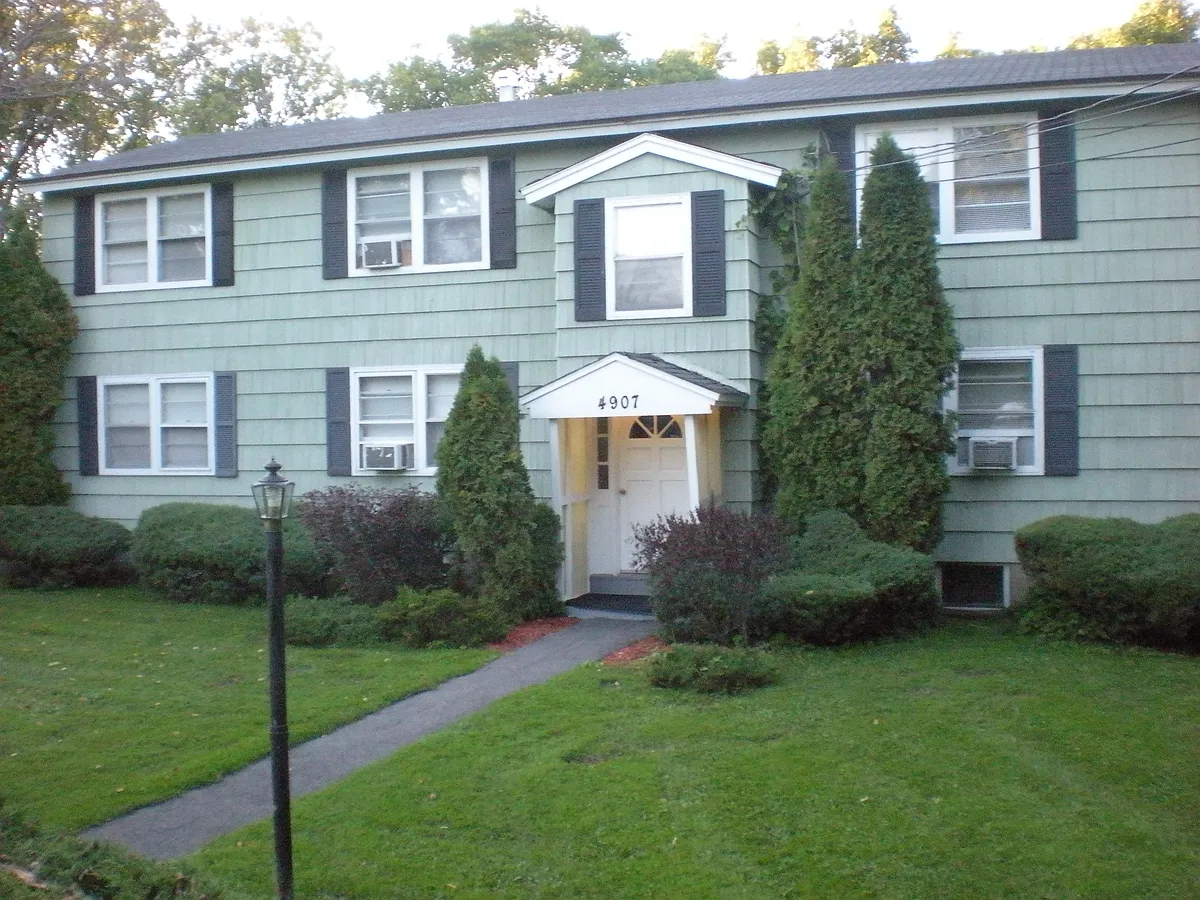 Front of building - 4907 Grolier Rd #5