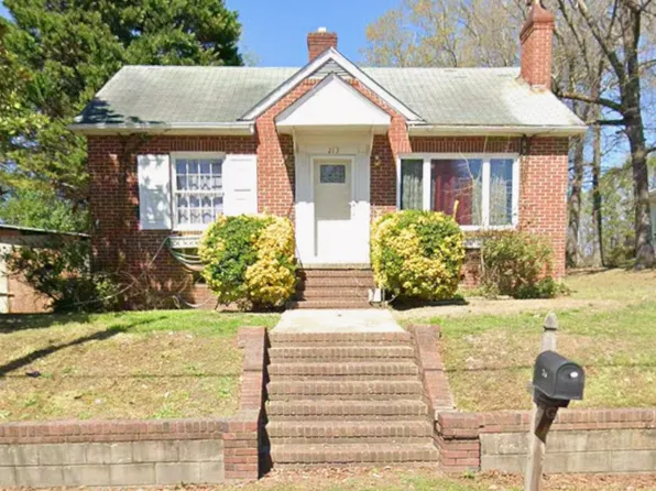 213 Summit Ave, Albemarle, NC 28001