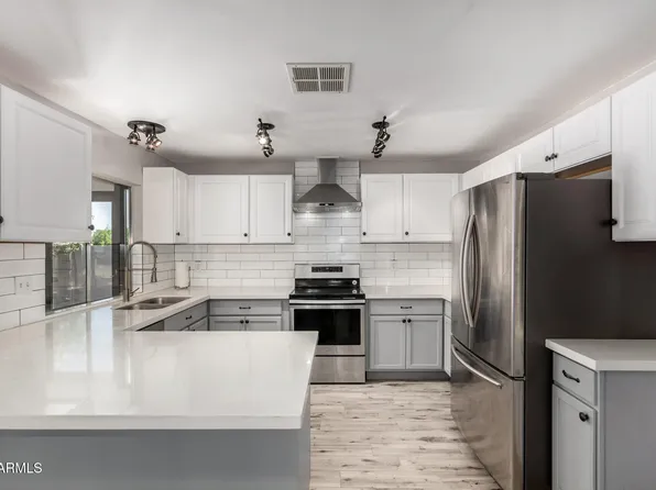 12021 S TOMI Drive, Phoenix, AZ 85044