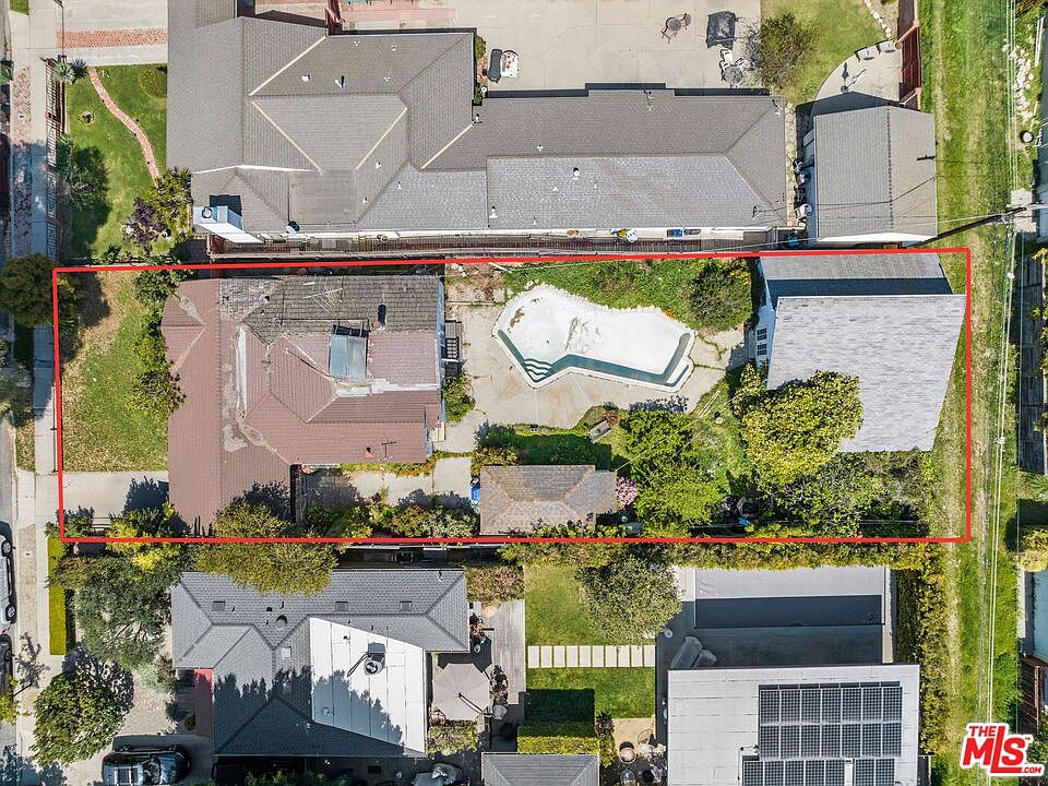 1st image of 3640 S Barrington Ave