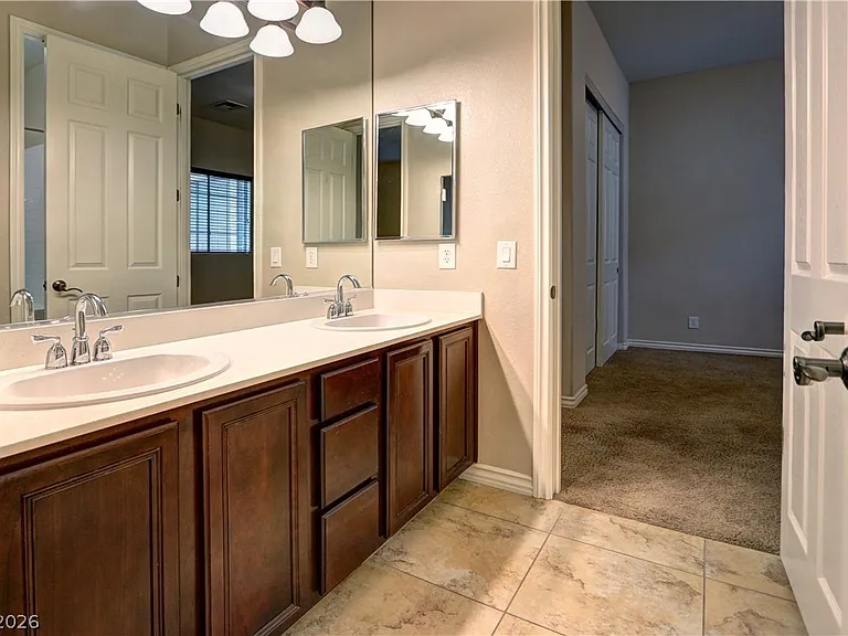 7560 Prancing Pony Ct — Photo 20