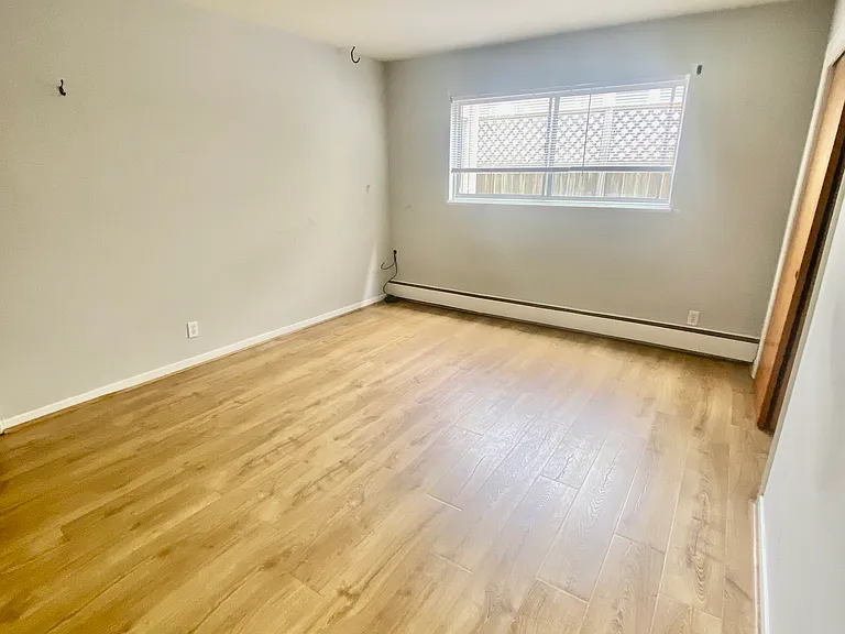 1640 Bay St #106 — Photo 18