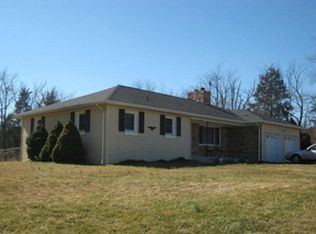 156 Burketown Rd, Weyers Cave, VA 24486