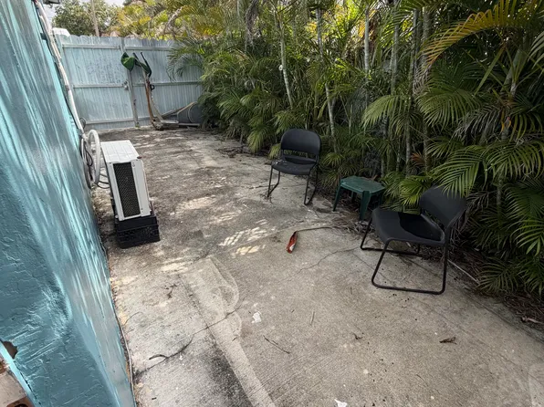 5011 NW 179th Ter, Opa Locka, FL 33055