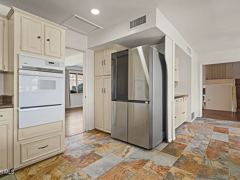 6417 Pino Real Dr — Photo 10