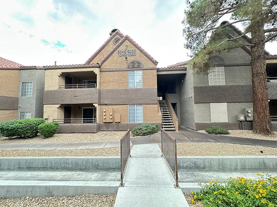 2200 S Fort Apache Rd #2045