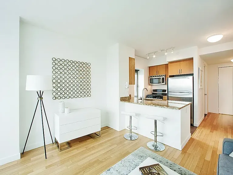 188 Ludlow St #23G — Photo 30