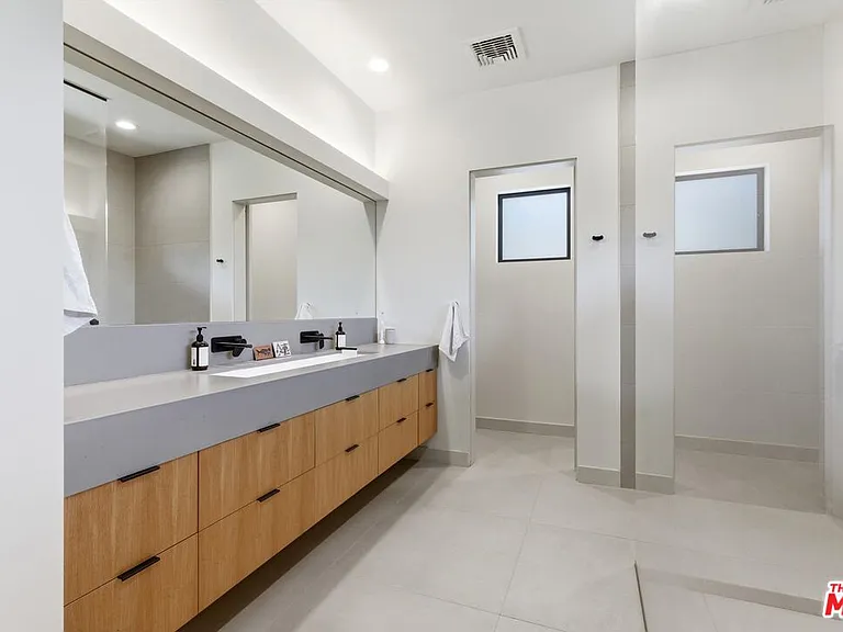 3860 Madison Rd — Photo 39