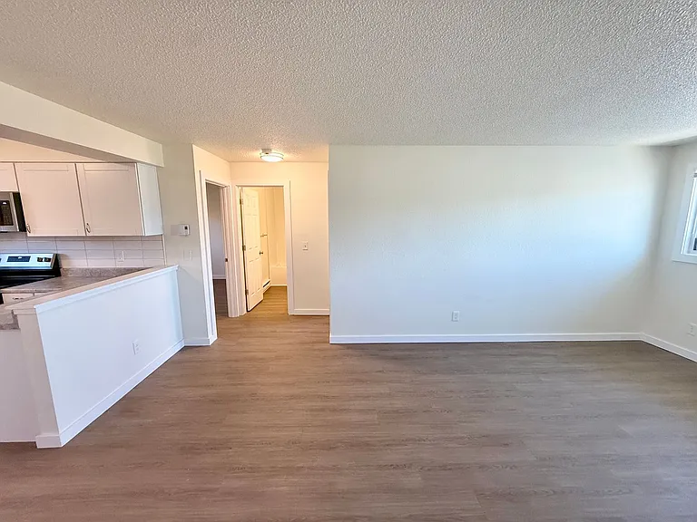 4950-4956 Basswood Dr — Photo 5