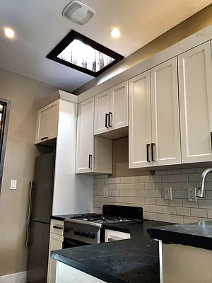 Rented by Elite NY Holdings | media 29