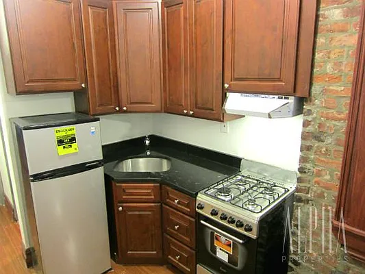 Rented by Alpha Properties NYC I LLC | media 20