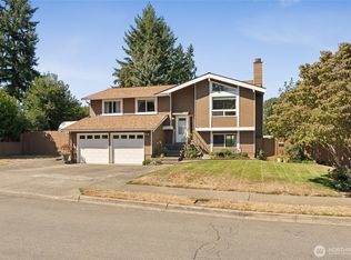 2402 SE 21st St, Renton, WA 98055