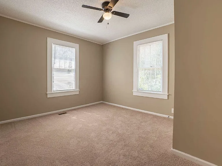4907 Burke Ave — Photo 25