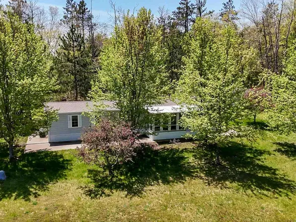 1094 Blamer Rd, Fairview, MI 48621