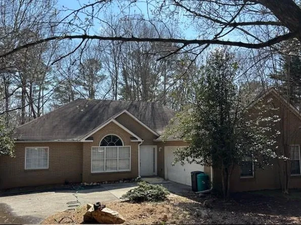 305 Michael Cir, Canton, GA 30114
