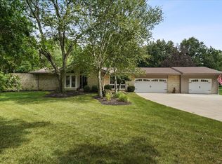 7232 Lee Rd, Westerville, OH 43081