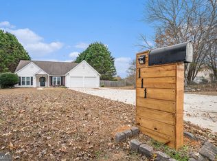 111 Meadowview Ln, Powder Springs, GA 30127