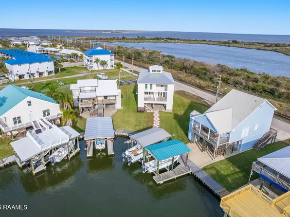 387 Admiral Craik Dr, Grand Isle, LA 70358