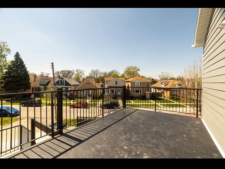 5754 N Elston Ave #2 — Photo 12