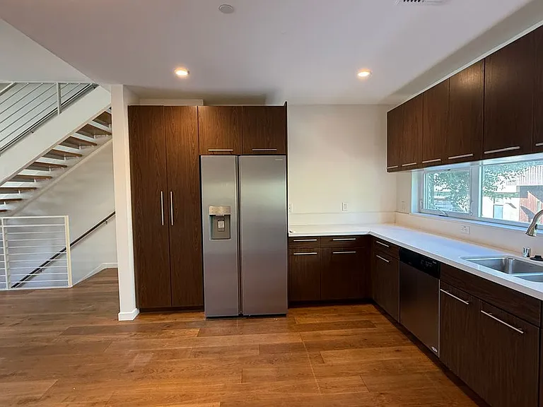 488 Garden St — Photo 11