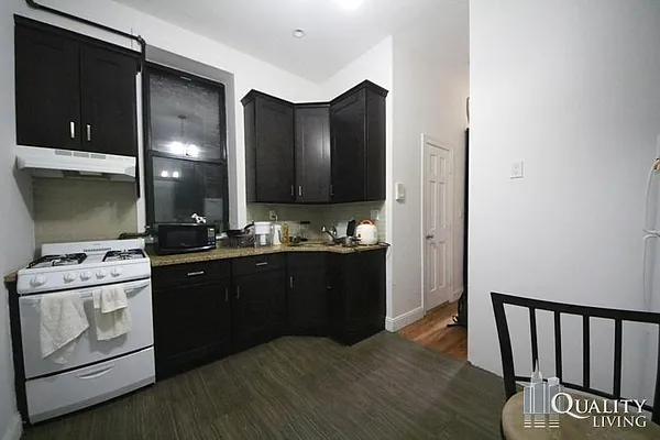 Rented by Quality Living Realty | media 29