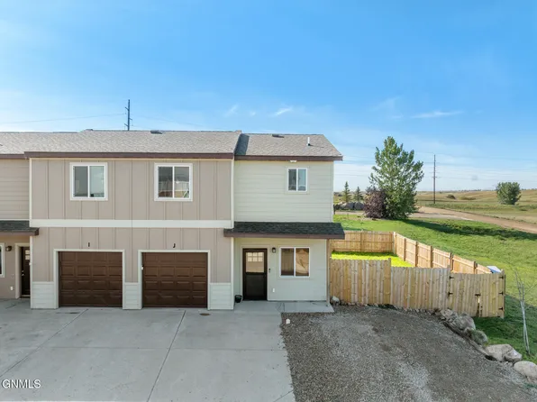 5803 Victoria Ave Unit J, Williston, ND 58801