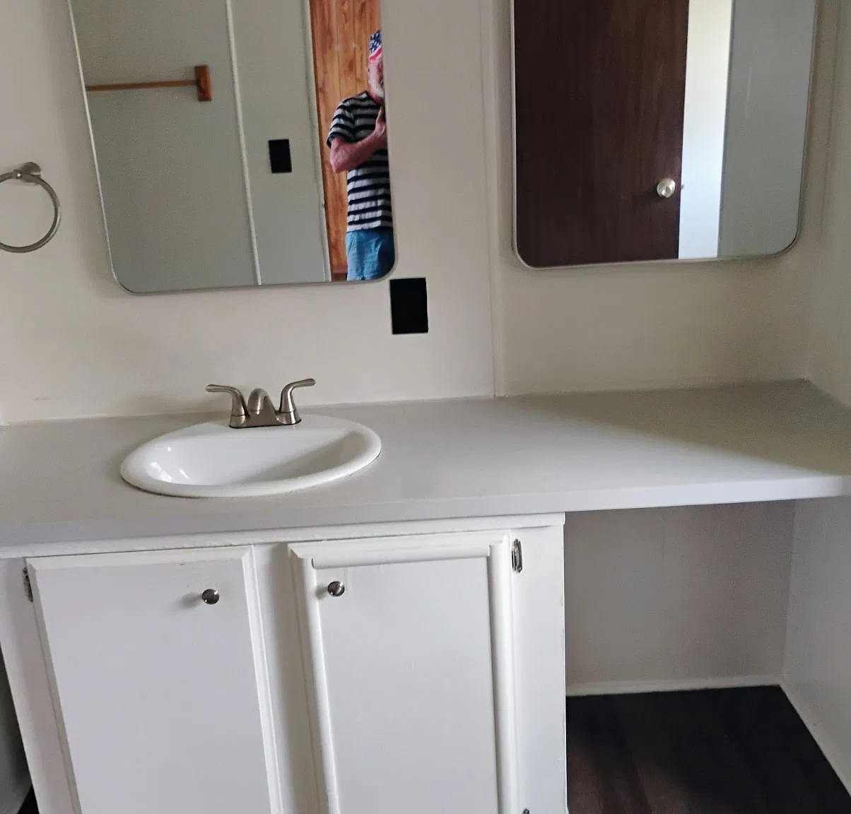 2 bed, $1,000 — Photo 4