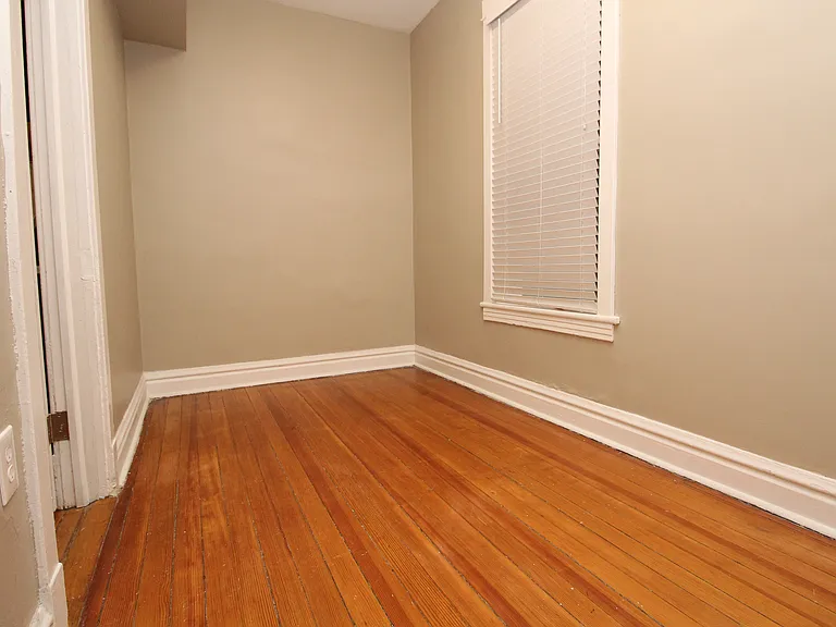 1841 N Hermitage Ave #CH1 — Photo 13