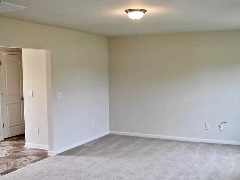 53 Aleah Ct — Photo 3