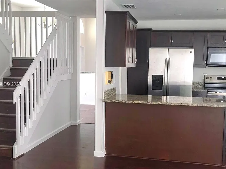 18281 NW 19th St — Photo 9