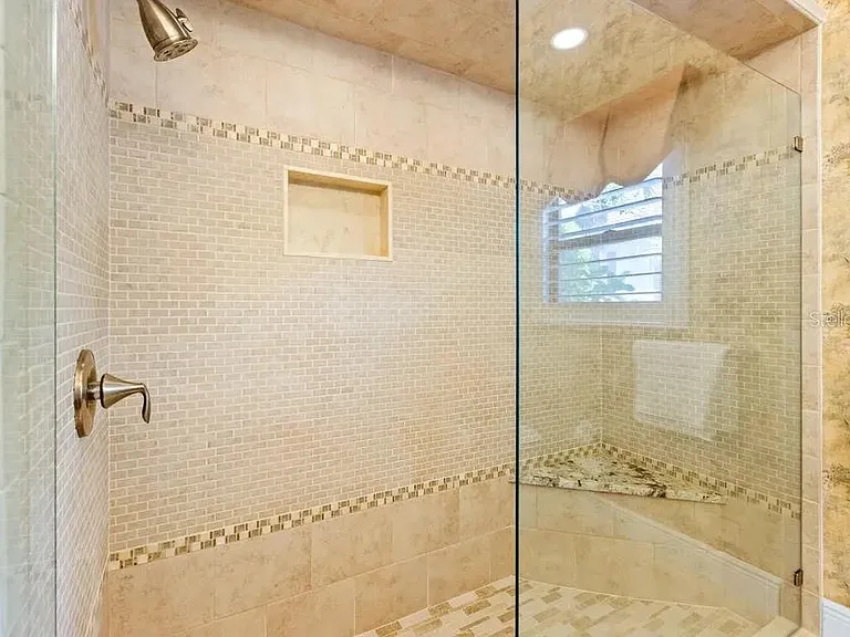 30324 Laurelwood Ln — Photo 31