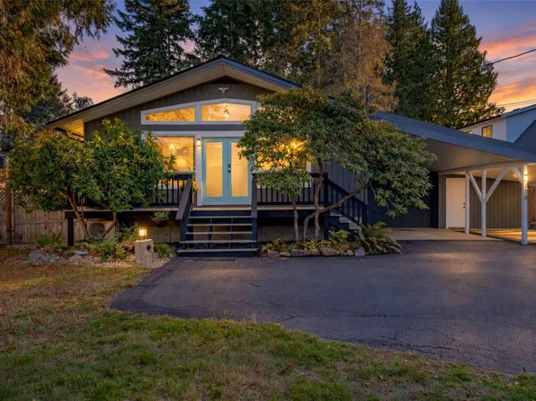 778 Shorewood Dr, Nanaimo, BC V9P 1S1