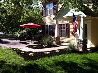 604 SW 2nd St, Bentonville, AR 72712