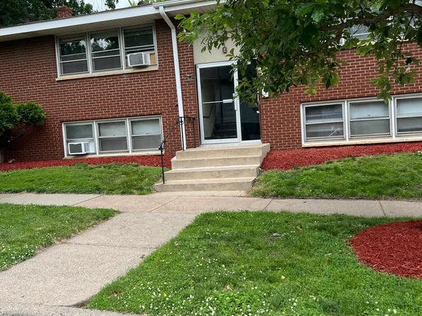 958 Manvel St, Saint Paul, MN