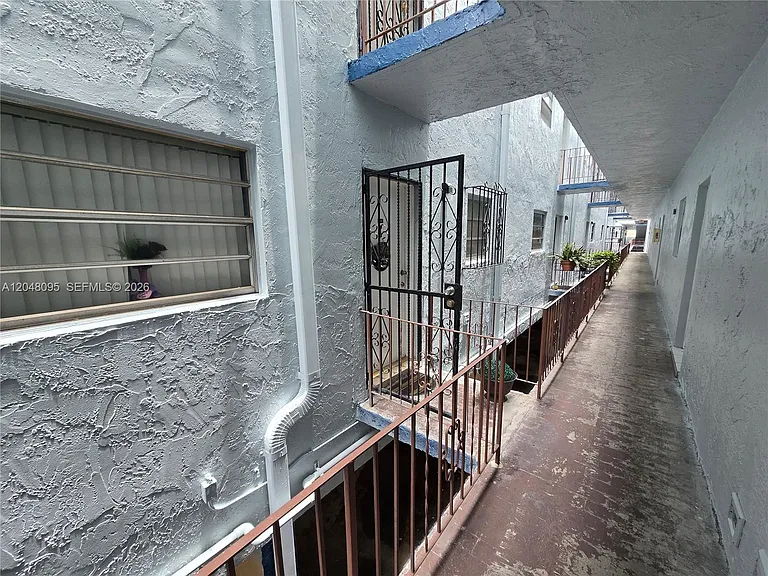 1555 W 44th Pl #235 — Photo 40