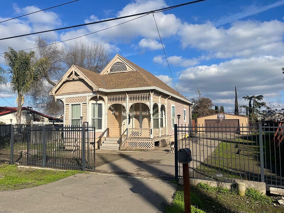 1st image of 2810 Harris Ave
