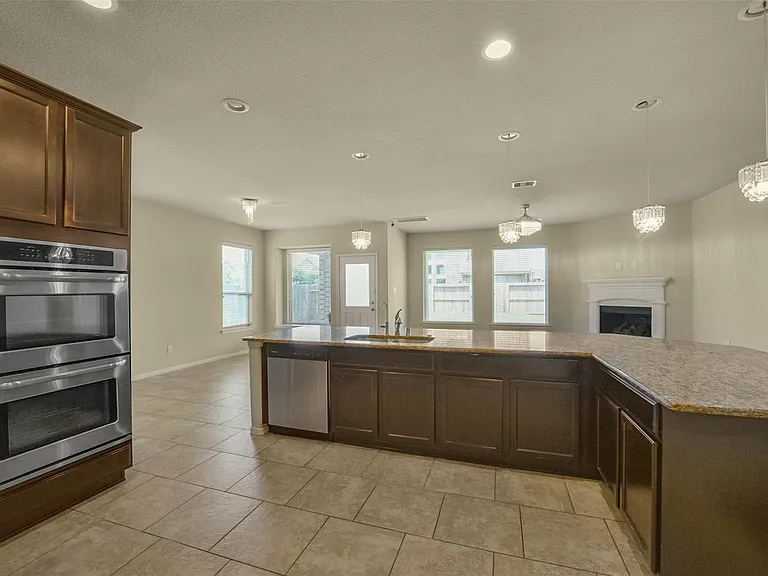 3511 Brampton Island Dr — Photo 13