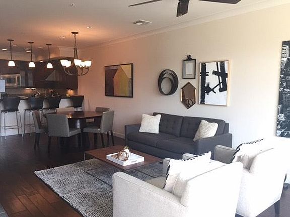3rd image of 4909 N Woodmere Fairway Floor 3