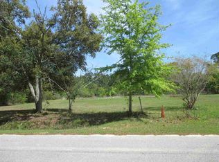 888 Dolphin Rd, Milton, FL 32583